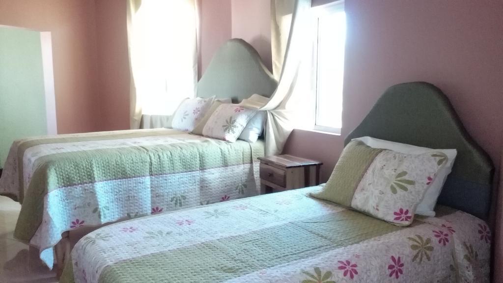 Hotel Tropik Leadonna Montego Bay Pokój zdjęcie