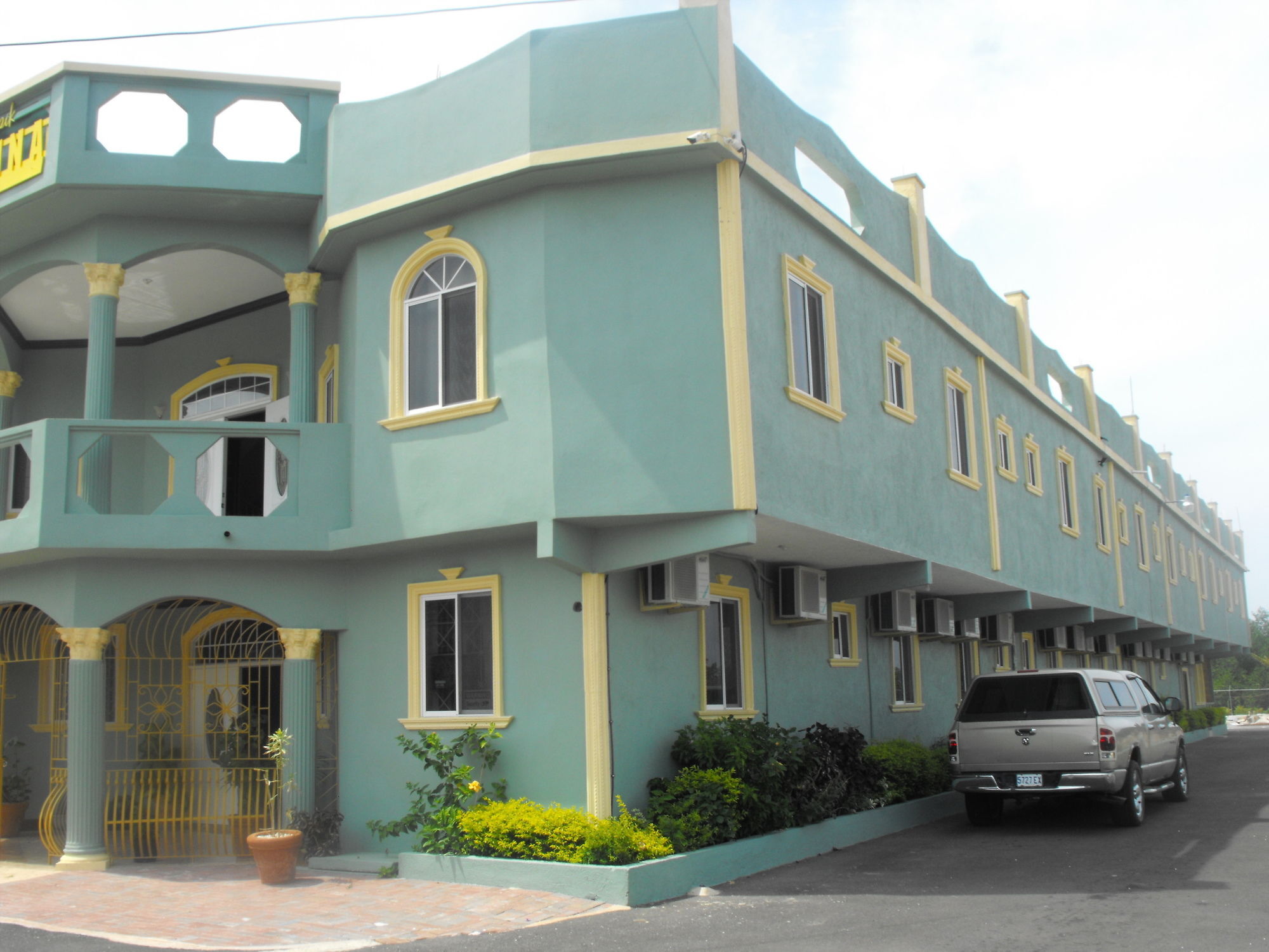 Hotel Tropik Leadonna Montego Bay Zewnętrze zdjęcie